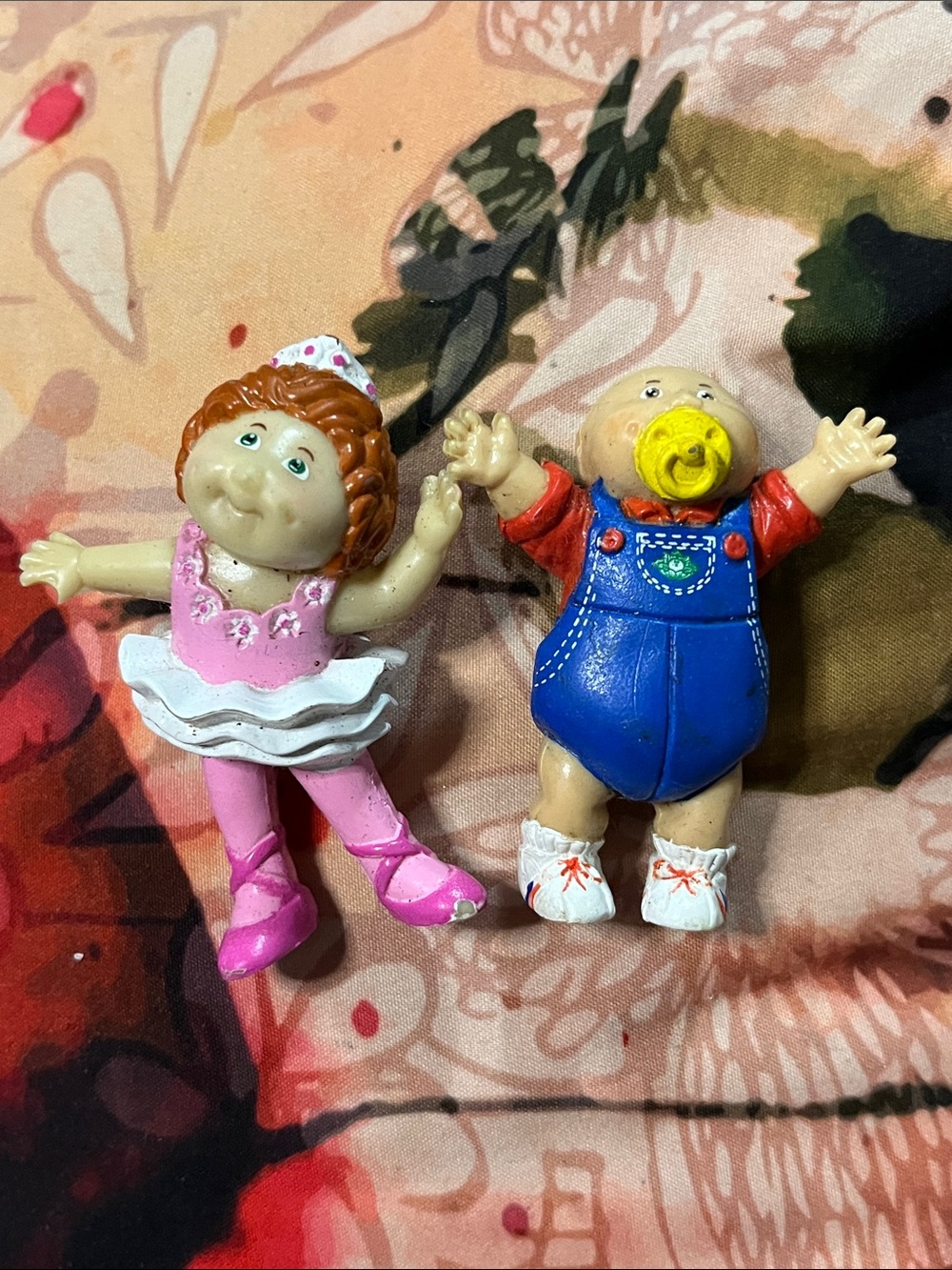 Mini Ballerina and Baby Figure Set - Pink & Blue Play Dolls